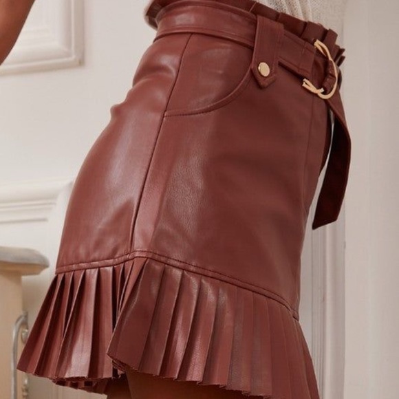 Leather Pleated Skirt - Picture 3 of 6
